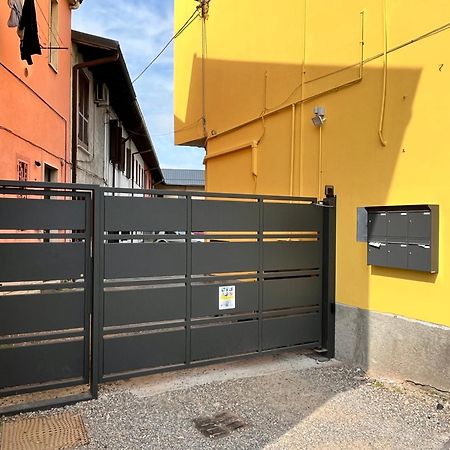 Room Saronno + B&B Ngoại thất bức ảnh