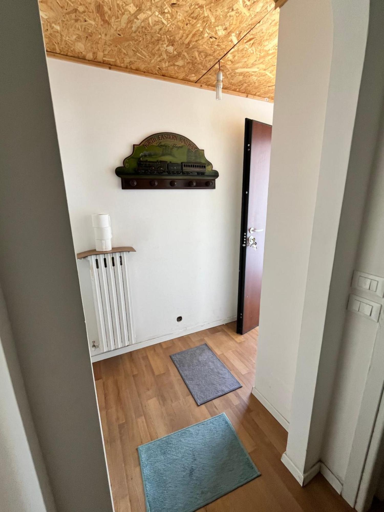 Room Saronno + B&B Ngoại thất bức ảnh