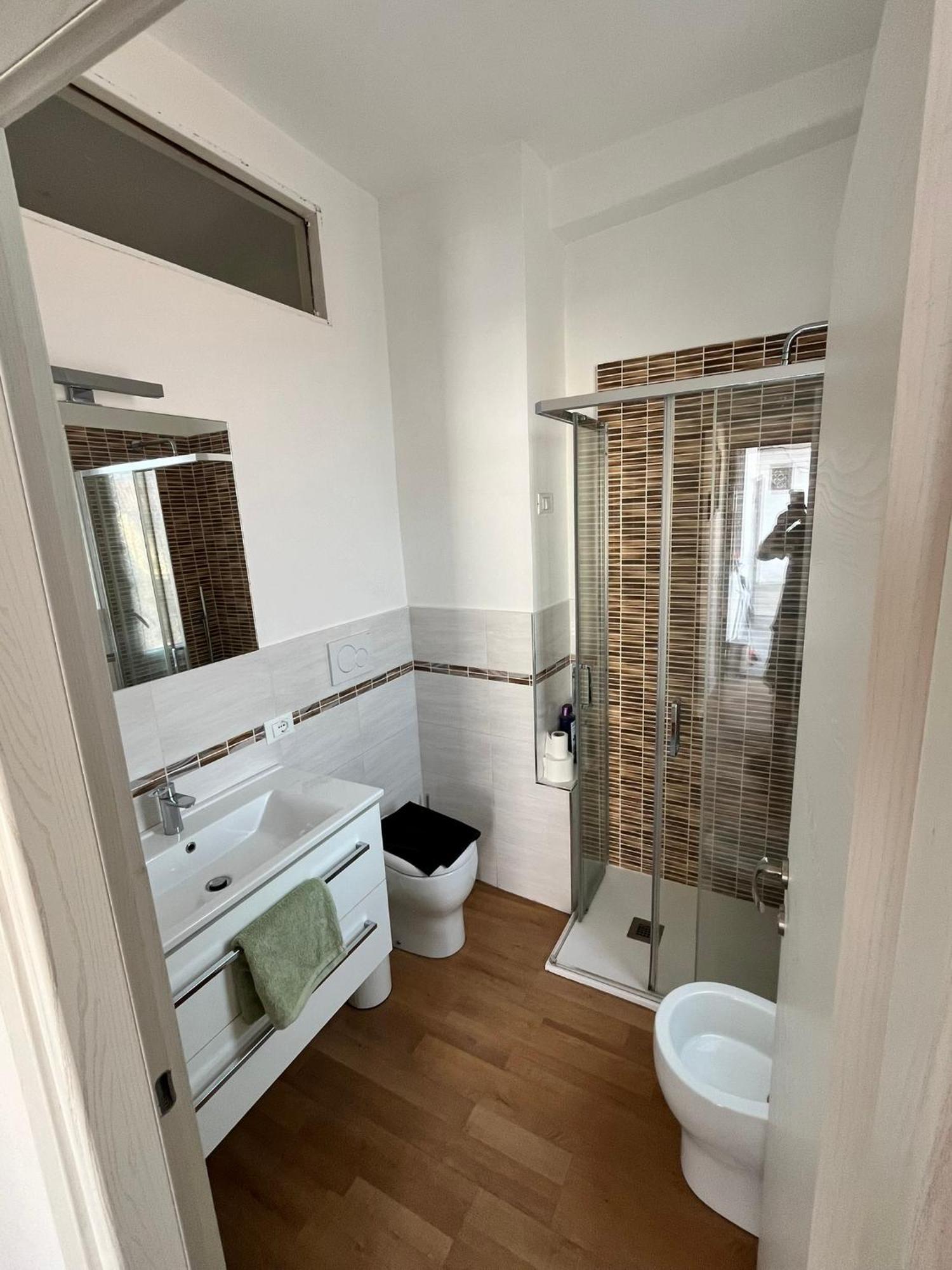 Room Saronno + B&B Ngoại thất bức ảnh