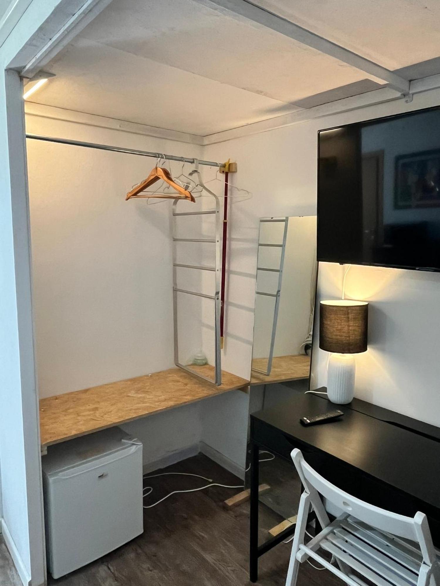 Room Saronno + B&B Ngoại thất bức ảnh
